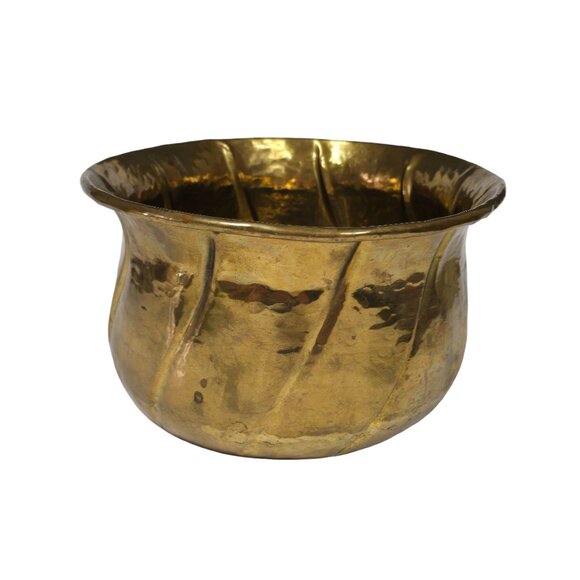 Vintage Hammered Brass Oval Planter 11x9 Mid-Century Modern Decor - Picture 6 of 13